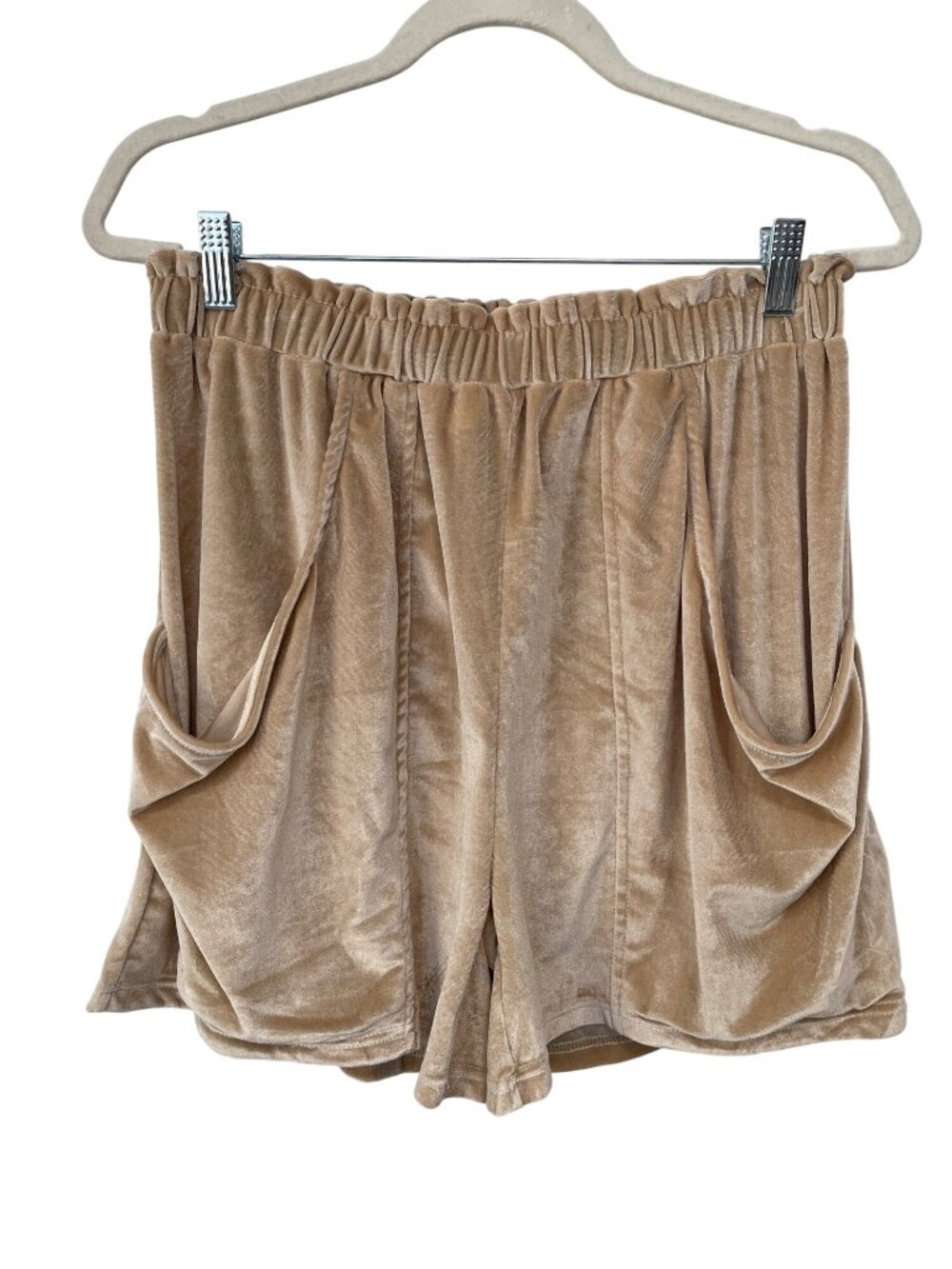 Vada Winter Velour Shorts Medium Pull On Elastic Waist Pocket Polyester Beige